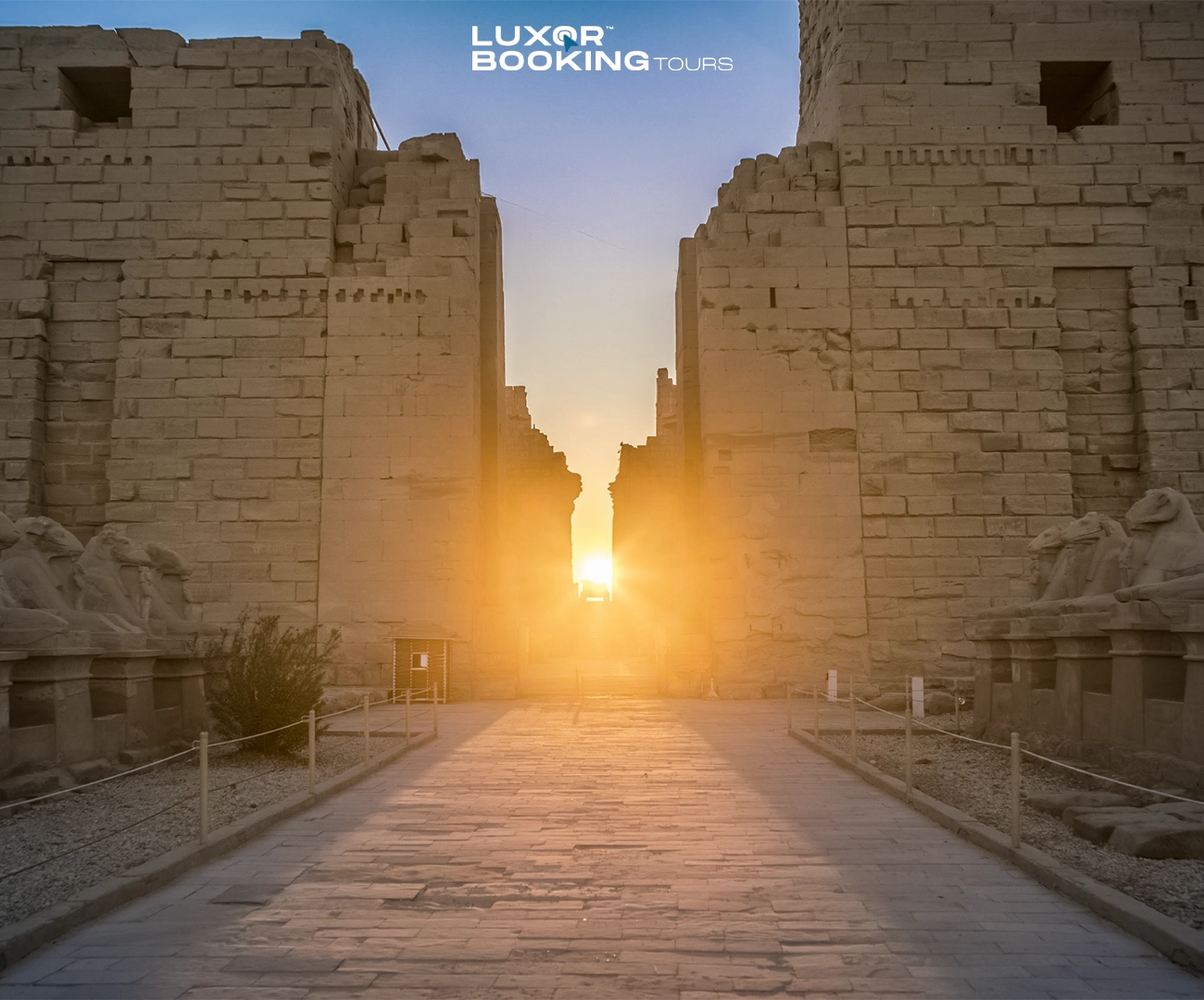luxor temples under strong sun showing hot weather conditions