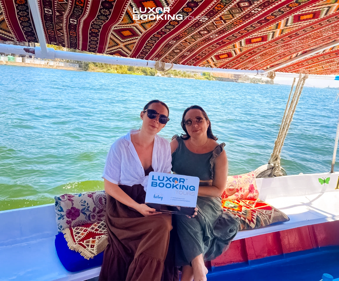tourist planning luxor tours online before travel