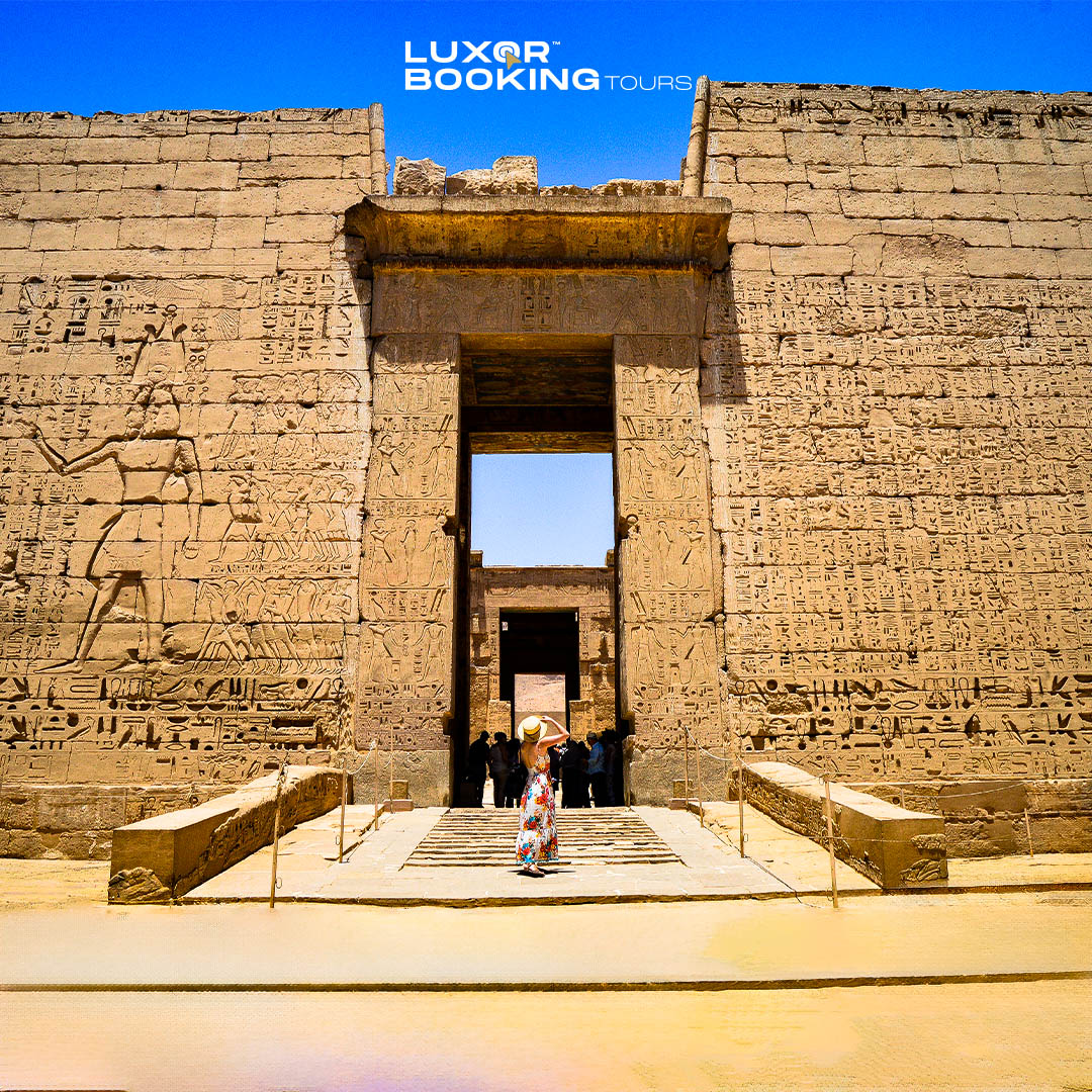 4-Day Aswan, Luxor & Hurghada Tour: Temples and Red Sea Escape